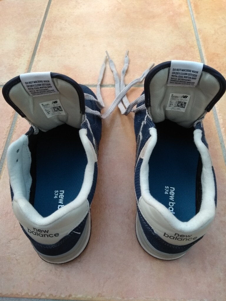 2 pairs of New Balance 574 size 5.5 